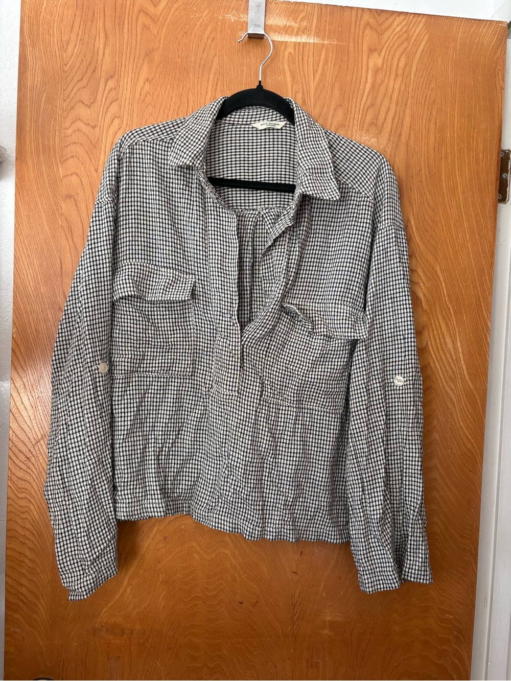 Max Studio Black and White Checked pop over top L